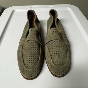 Lucky Brand Tan Caylon Style Perforated Loafers Size 6